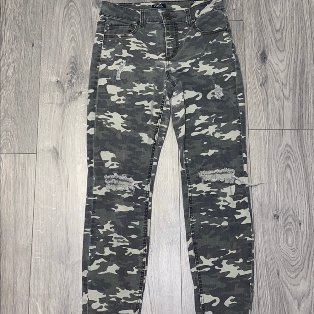 Ripped jeans